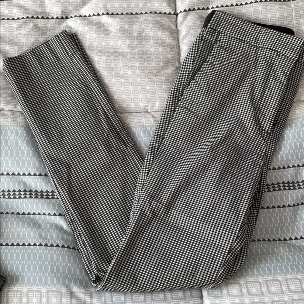 Zara houndstooth print pants